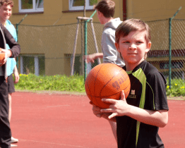 ZŠ Mariánské náměstí a ZŠ Pod Vinohrady zvítězily v Odznaku všestrannosti ČOV   