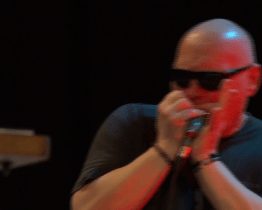 Bluesmani zaplnili čtyři scény