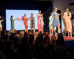 Jubilejní charitativní módní přehlídka představí kolekce slavných českých návrhářek