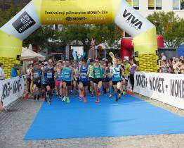 Festivalový půlmaraton ovlivní dopravu v centru Zlína. Pro běžce bude MHD zdarma 