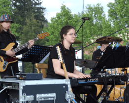 Baťovka oslavila 95. výročí benefičním koncertem