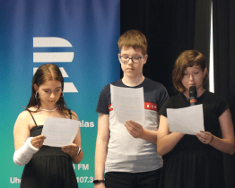 Žáci základních škol zaznamenali dalších sedm příběhů pamětníků