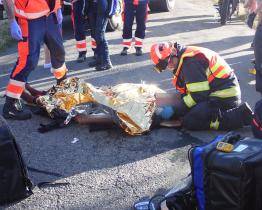 Střet motocyklů v Roštění na Kroměřížsku si vyžádal tři zraněné. Dva z nich těžce
