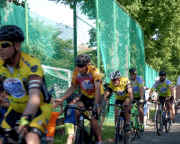 Cyklotour Na kole dětem zavítala do Slopného už popáté  