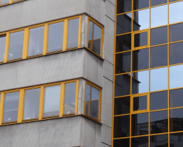 Budova zlínského magistrátu na Zarámí je nehospodárná