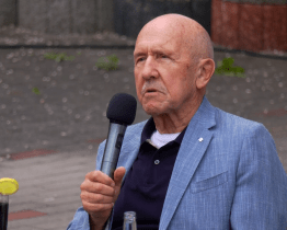 Amfiteátr ožil humorem Petra Nárožného a jeho přátel