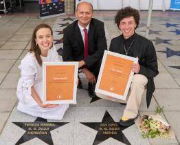 Tereza Ramba a Jan Cina dostali od rektora UTB pseudotitul