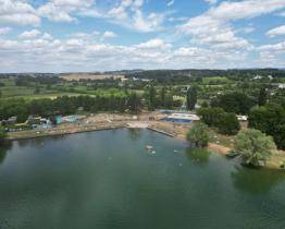 Otrokovické letní slavnosti nabídnou velká hudební jména, gastrofestival i turnaj v plážovém volejbale