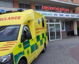 Žena měla podezření, že ve vedlejším bytě něco není v pořádku, a tak zavolala pomoc