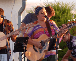 Nad hvězdárnou zářila kometa Lucie Dobrovodská se skupinou Lucy & HangOver