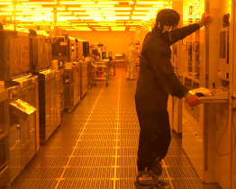 V Rožnově se jednalo o rozvoji výroby čipů