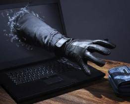 „Americký voják“ opět lovil na sociálních sítích. Chytila se dvaačtyřicetiletá žena ze Zlínska