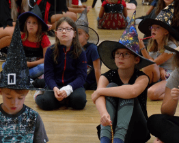 Děti tancovaly, kouzlily a cestovaly na příměstském táboře Simsalabim