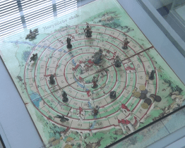 Výstava zavede do pokojíčků dětí z období první republiky i prezidenta Zápotockého