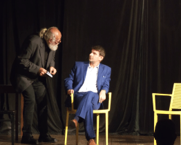 Divadelní pátky ve Véskách pokračují