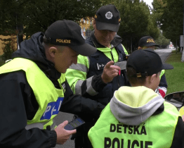 Do ulic Valašského Meziříčí vyrazila Dětská policie