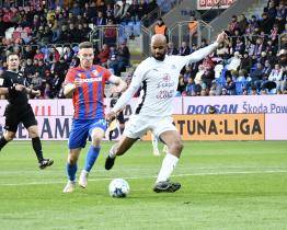 Slovácko veze velkou výhru z Plzně, vstřelilo tři góly za poločas