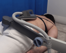 Rehabilitační oddělení kyjovské nemocnice používá nový přístroj