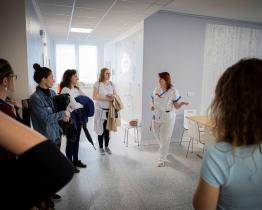 Zlínská porodnice zve na Den otevřených dveří. Chystá komentované prohlídky i představení novinek