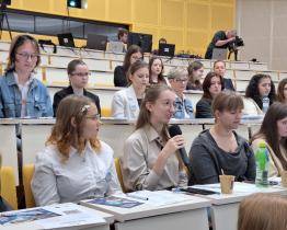 Jinakost a LGBT, dezinformace či duševní poruchy. Studenti ukázali, že mají k aktuálním tématům otevřený přístup 