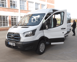 Sociální služby Vsetín doplnily flotilu čtvrtým elektromobilem 