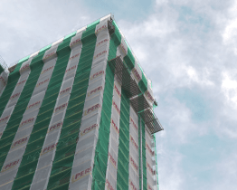 Návštěvníky budovy 21 čekají další omezení