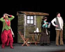 Noc divadel v Hodoníně patřila dětem i divadelní klasice 