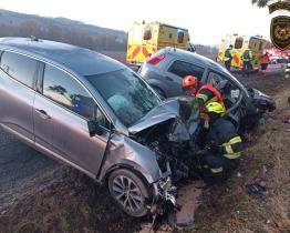 Namrzlé silnice trápily řidiče po celém kraji. Na Kroměřížsku vylétlo vozidlo z dálnice
