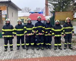 Krajští hasiči se o vánočních svátcích nezastavili. Zasahovali třikrát častěji než loni