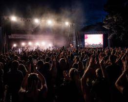 Slovácké léto odtajnilo hvězdný line-up! Do Hradiště dorazí Olympic, Majk Spirit nebo No Name