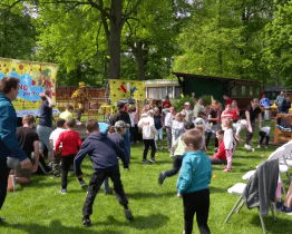 Kraj pomáhá tvořit prostředí přátelské ke všem generacím