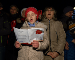 Už po třinácté zněly Českem koledy, zpívalo se i v Hradišti