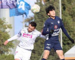 Kadlec neproměnil penaltu. Slovácko i tak otočilo zápas s Cherkasy