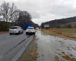 Voda z polí zaplavila ve Zlíně několik silnic a komplikovala provoz