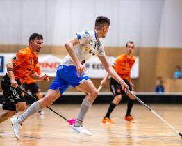 Florbalisté Otrokovic si vyšlápli na vedoucí Bulldogs a do play-off půjdou nejhůře ze čtvrtého místa