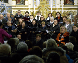 Smíšený pěvecký sbor Stříbrnice oslavil 10. výročí Fišerovým pásmem "Vánoční"