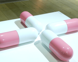 Nová galerie Mayak pozvala veřejnost na dernisáž výstavy Hostina  