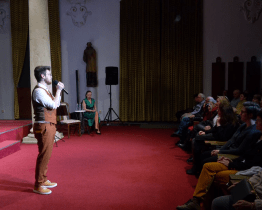 Recitál Dotýkat se hvězd okouzlil hudbou a texty Suchého a Šlitra