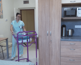 Kroměřížská nemocnice nabízí budoucím maminkám nový nadstandardní pokoj