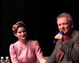 Talk show dvou duchovních zaplnila dům kultury