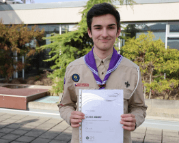 Petr Kroča má certifikát absolventa programu Mezinárodní cena vévody z Edinburghu