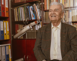 Kyjovský lékárník Jiří Dlouhý oslavil 95. narozeniny