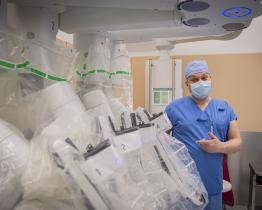Primář zlínské urologie Martin Kučera: Budoucností jsou robotické operace a mikrochirurgie