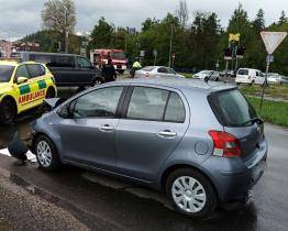Při nehodě vlaku a osobního vozidla v Rožnově se naštěstí nikdo nezranil