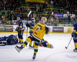 Vsetín v úvodním finále deklasoval Zlín 8:1 a v sérii získal první bod 