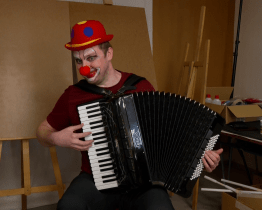 ZUŠ Slovácko pozvala děti ze školek na Velkou hudební loupež