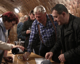 Vinaři obnovili košty v Nechorách