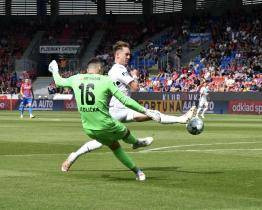 Slovácko sahalo v Plzni po bodu, Svědík byl vyloučen 