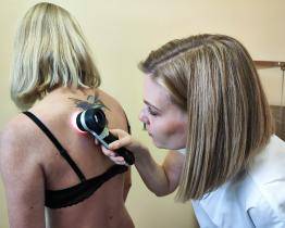 O bezplatné vyšetření mateřských znamének byl v Uherském Hradišti enormní zájem