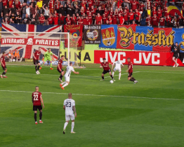 Slovácko podlehlo Spartě, šance na bod utnul v závěru Krejčí z penalty 